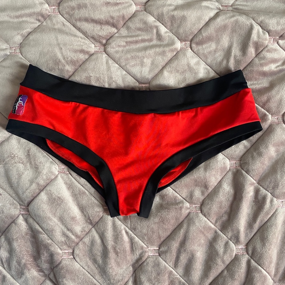 Pole fit athletic pole shorts